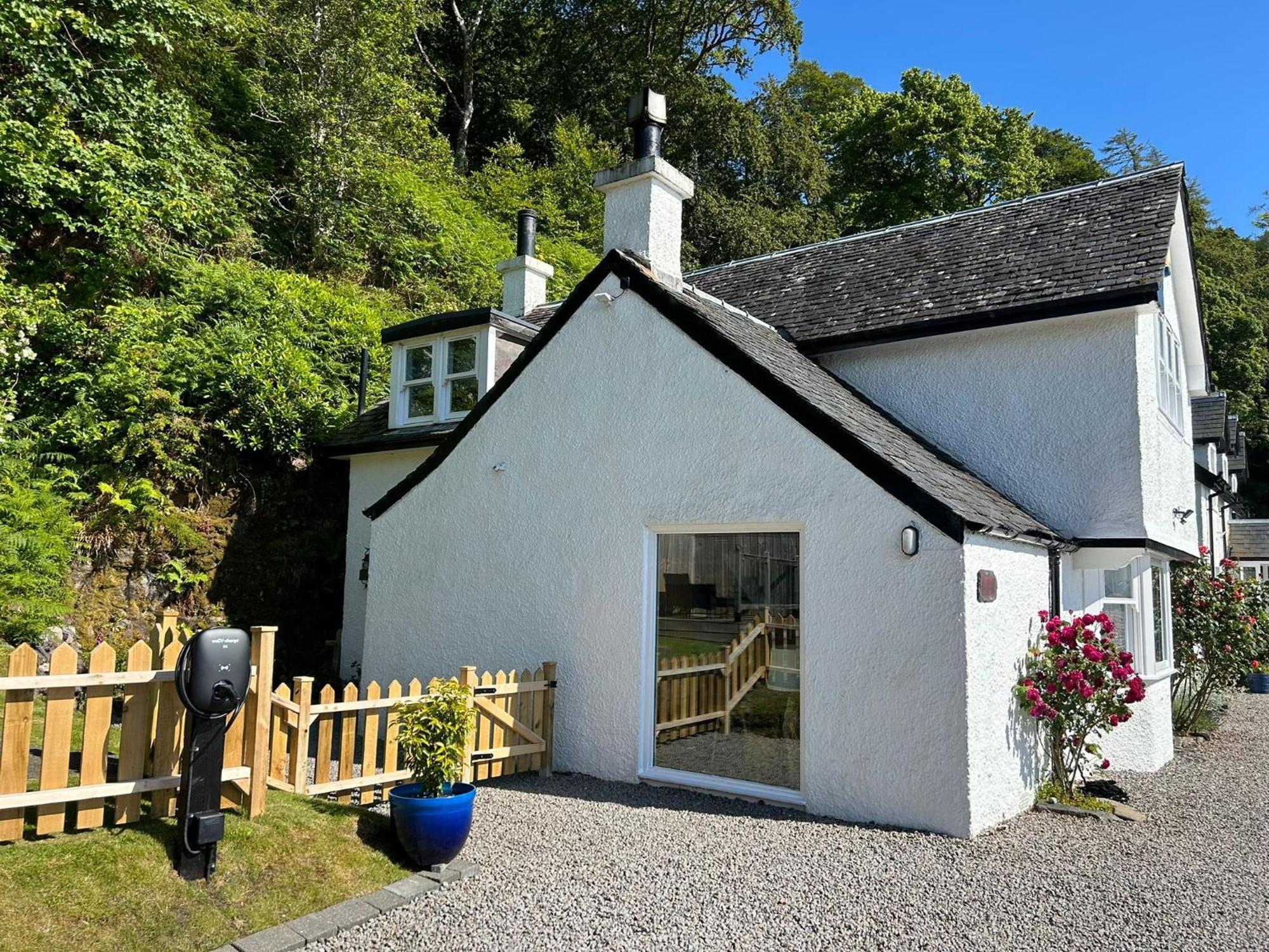 Craigneuk Near Oban, Stunning Home With Sea Views Exterior photo